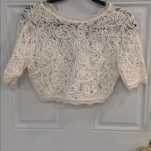 New white lace crop top